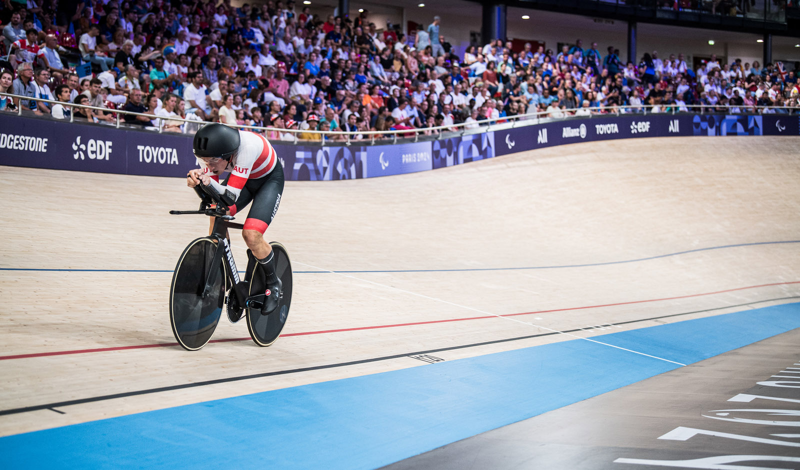 Franz-Josef Lässer in der Einerverfolgung in Paris (Foto: Drew Kaplan/Cycling Austria)