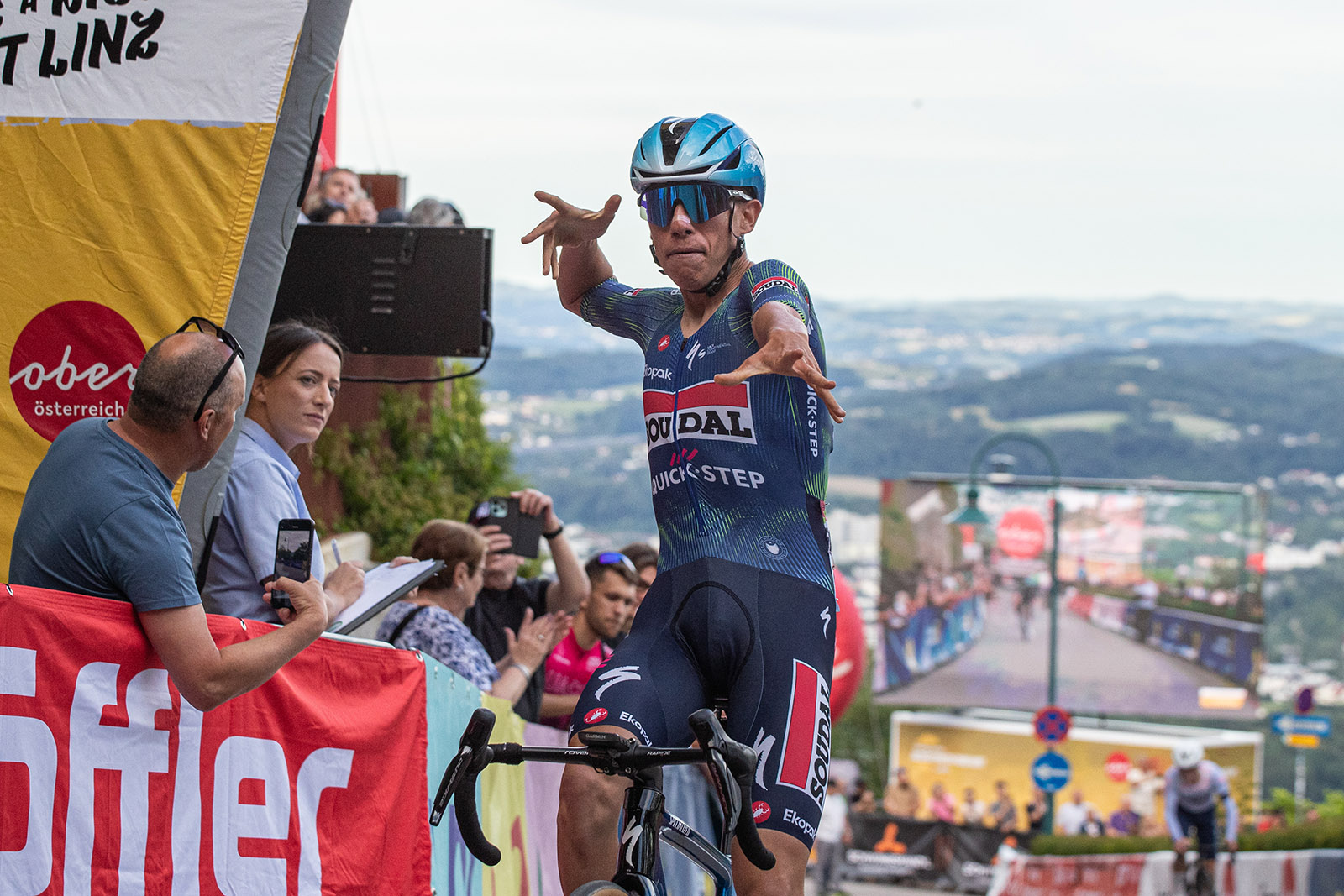 Henrique Bravo gewinnt den Auftakt der 16. O&Ouml; Rundfahrt am P&ouml;stlingberg (Foto: Peter Maurer)