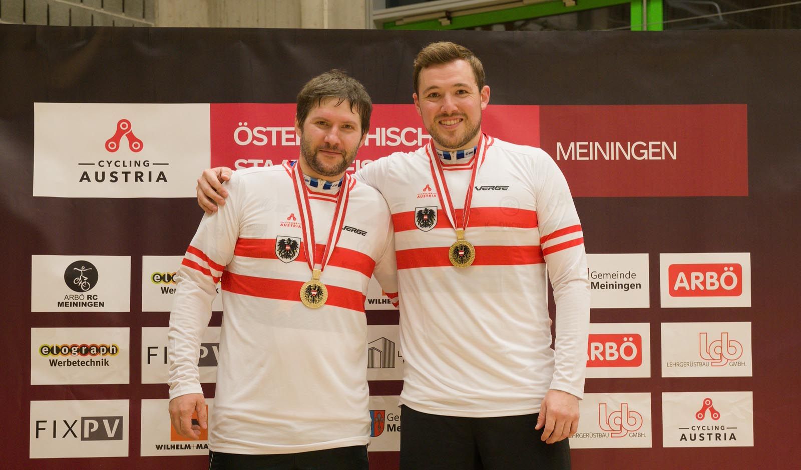Markus Br&ouml;ll und Patrick Schnetzer sind die &Ouml;sterreichischen Meister im Radball (Foto: G&uuml;nter Nicolussi)