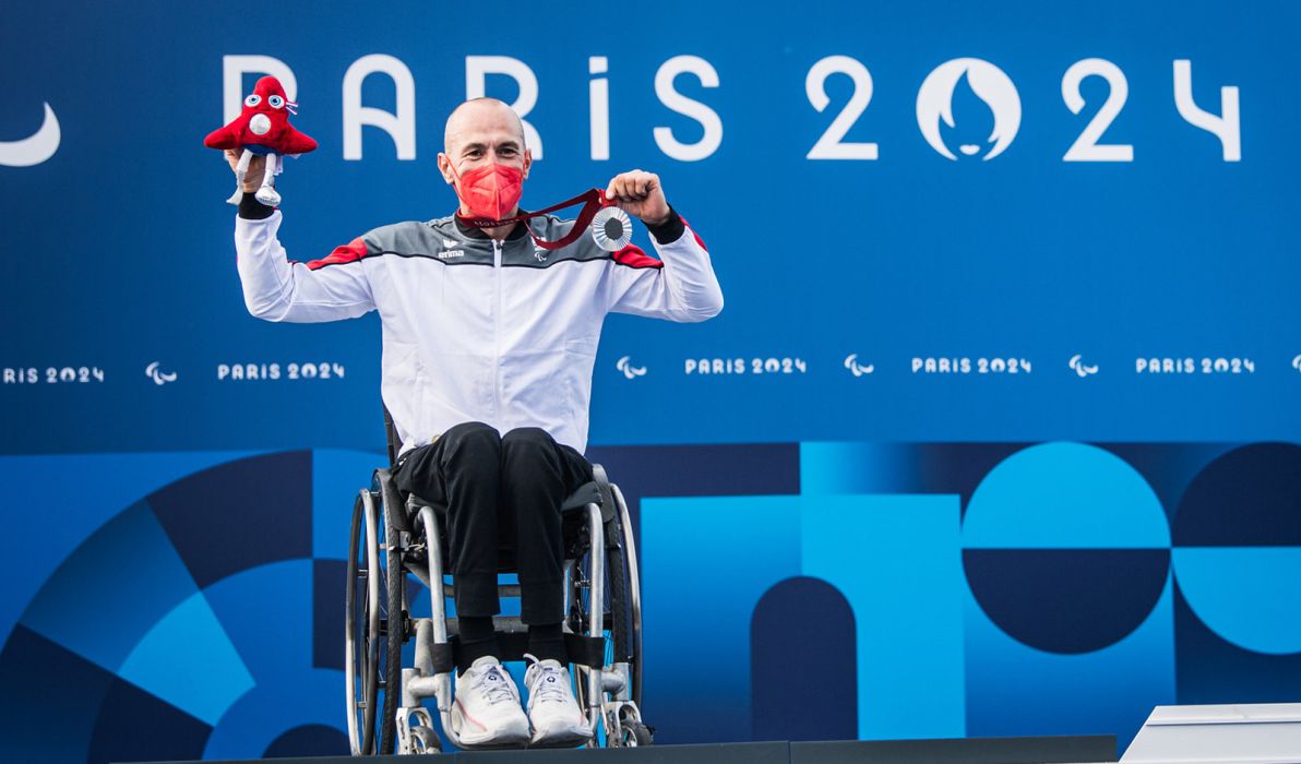 Thomas Fr&uuml;hwirth gewinnt die Silbermedaille im Einzelzeitfahren in Paris (Foto: Drew Kaplan/Cycling Austria)