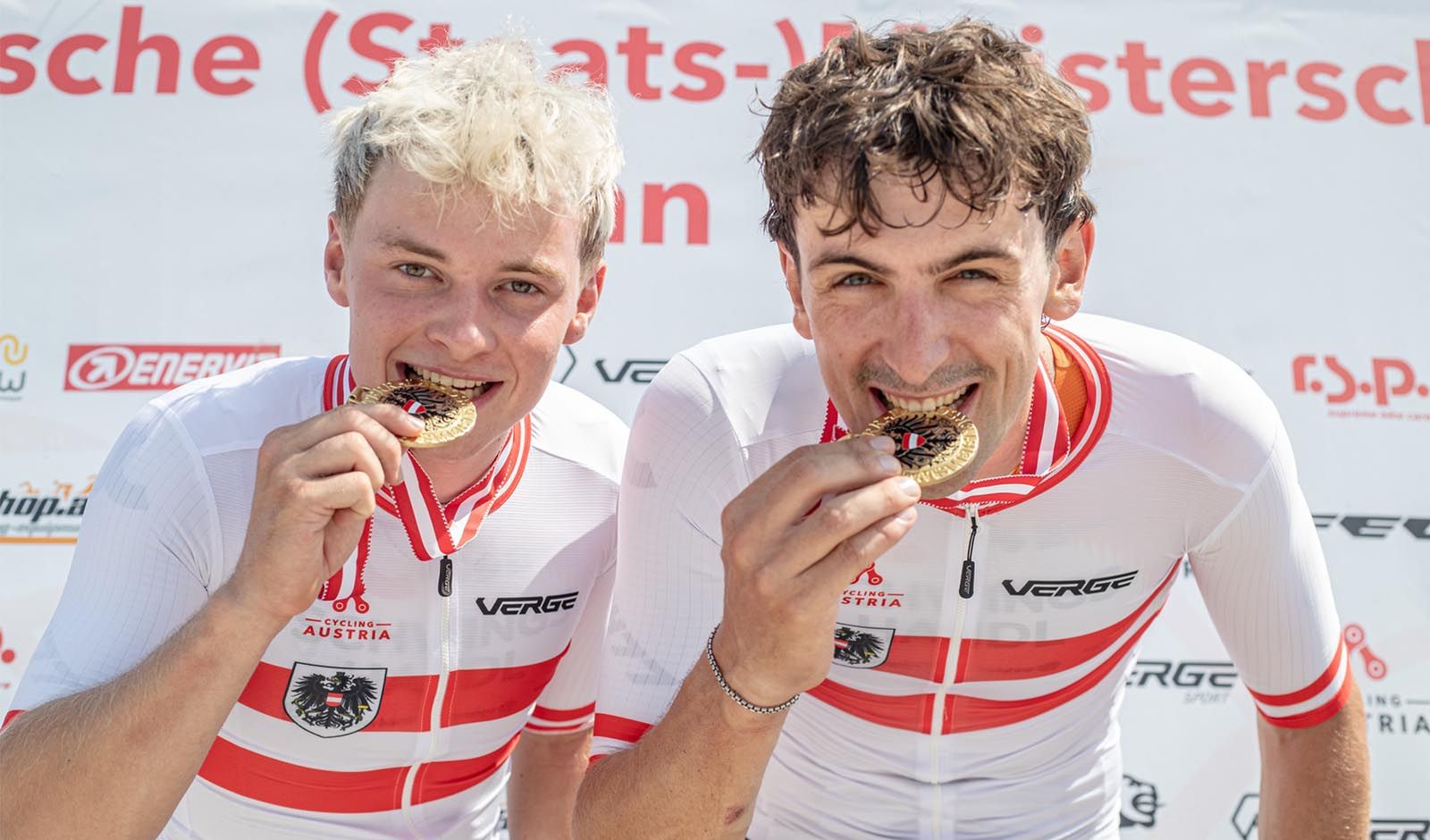 F&uuml;r Raphael Kokas und Maximilian Schmidbauer gibt es Gold im Madison (Foto: Peter Maurer)