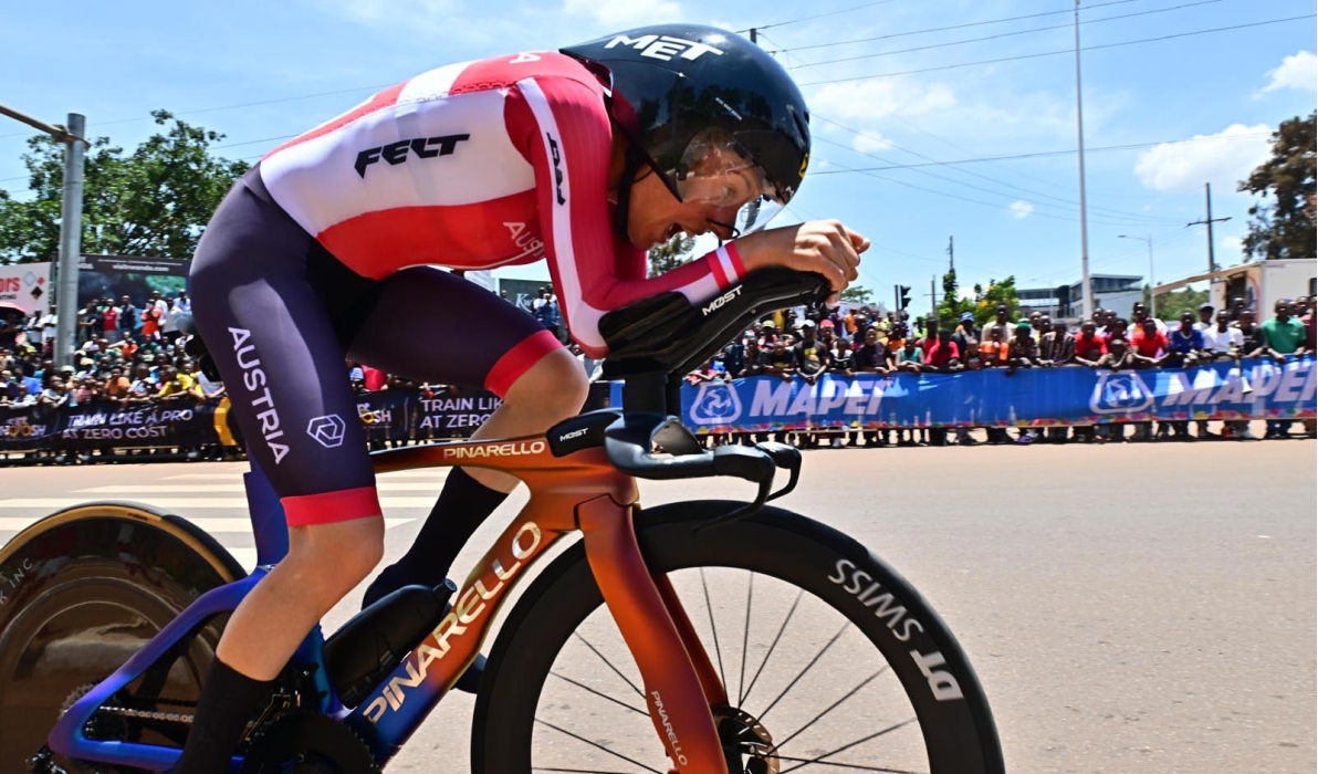 Anna Kiesenhofer im WM-Zeitfahren in Kigali (Foto: Arne Mill)