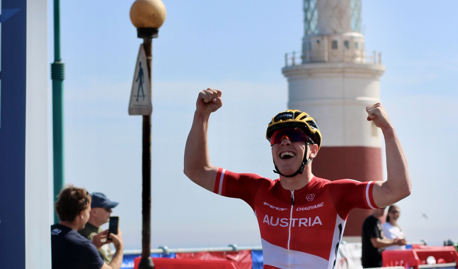 Theo Hauser gewinnt den EM-Titel im Mountainbike-Eliminator in Gibraltar - Foto: Viktor Barnabas/Citymountainbike