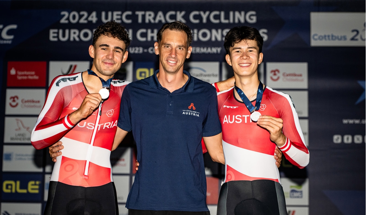 Tim Wafler, Nationaltrainer Andreas Graf, Heimo Fugger (Credit: Arne Mill/Cycling Austria)