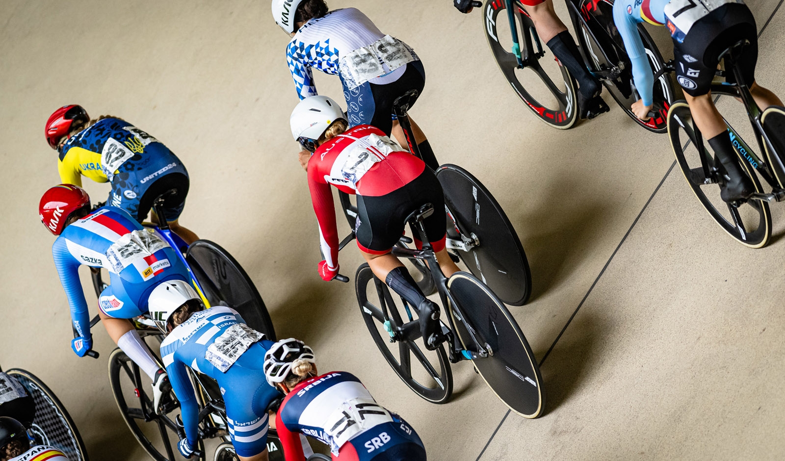 Sophie Walcher im Omnium der Frauen auf der Bahn in Cottbus (Foto: Arne Mill/Cycling Austria)