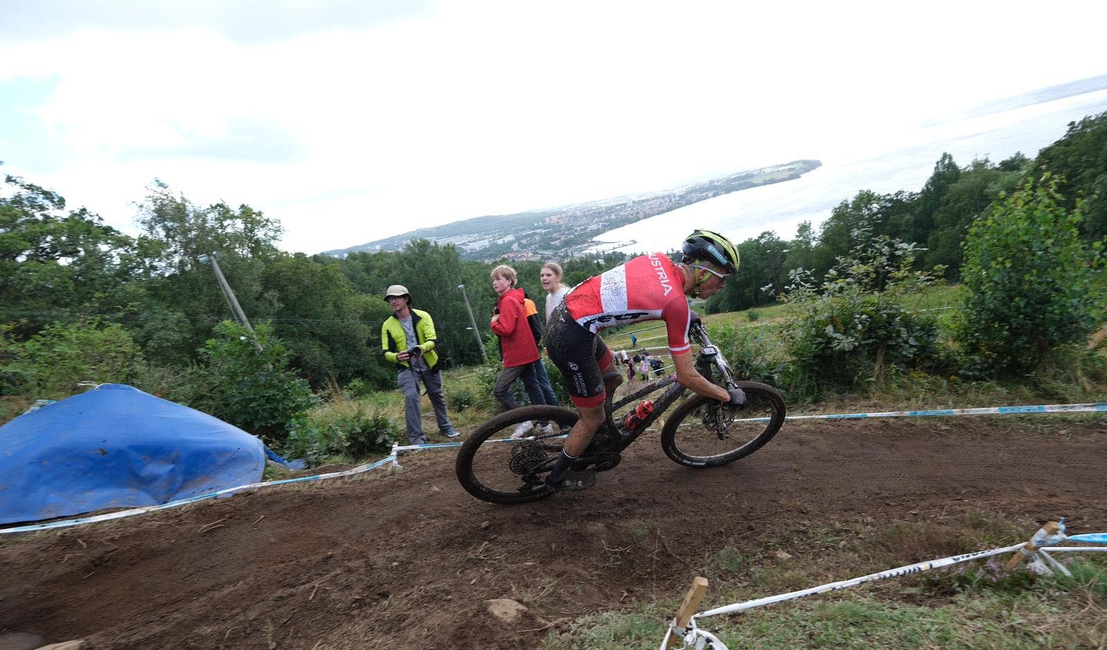 Michael Hettegger im Cross-Country (Foto: Julian Bauer)