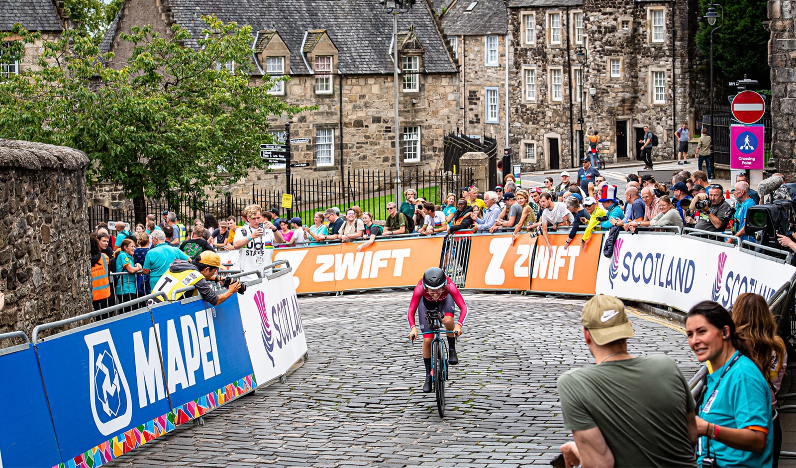 Anna Kiesenhofer im Zeitfahren der Weltmeisterschaften 2023 in Glasgow (Foto: Arne Mill/Cycling Austria)