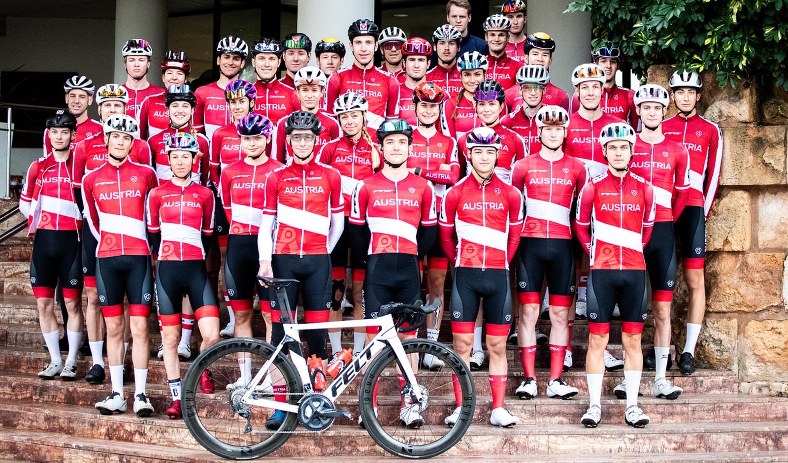 Die Trainingsgruppe auf Mallorca (Foto: Peter Maurer/Cycling Austria)